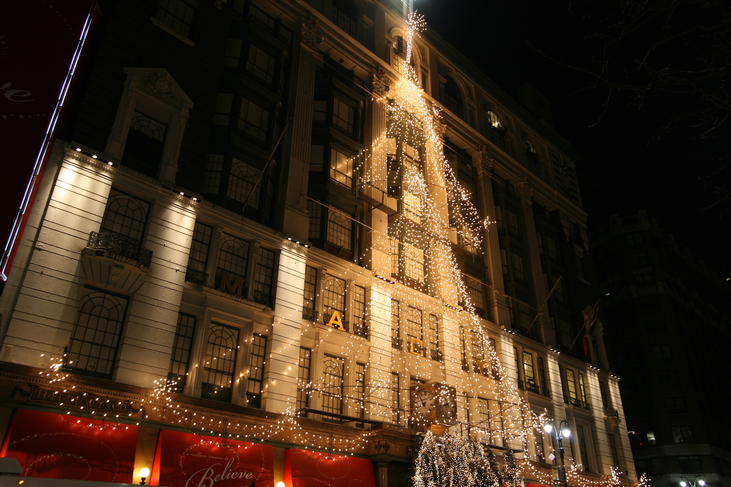 What You Can Do To Raise Christmas Occupancy At Your Hotel This Year